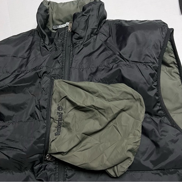 Timberland Nylon Duck Down Reversible (Black Green) Packable Vest Size: M - Picture 5 of 10